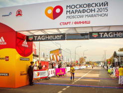 Староста 3-го курса Анастасия Шутова приняла участие  в Московском марафоне и пробежала 42,195 км по самым красивым улицам столицы!